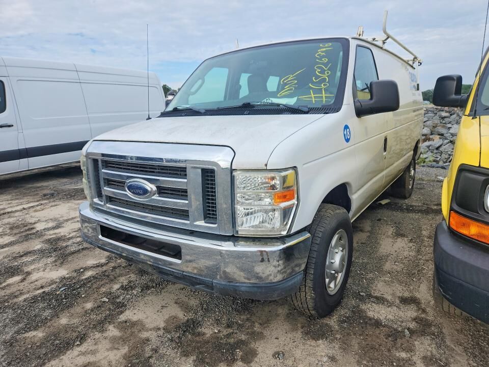2013 FORD E-250