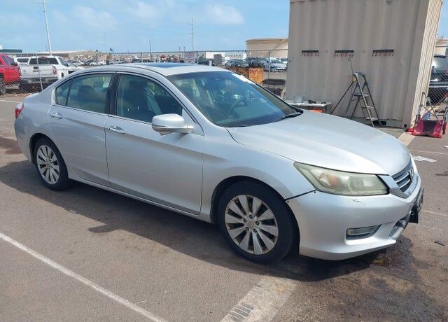 2013 HONDA Accord