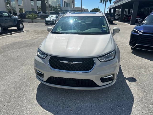 2021 CHRYSLER Pacifica