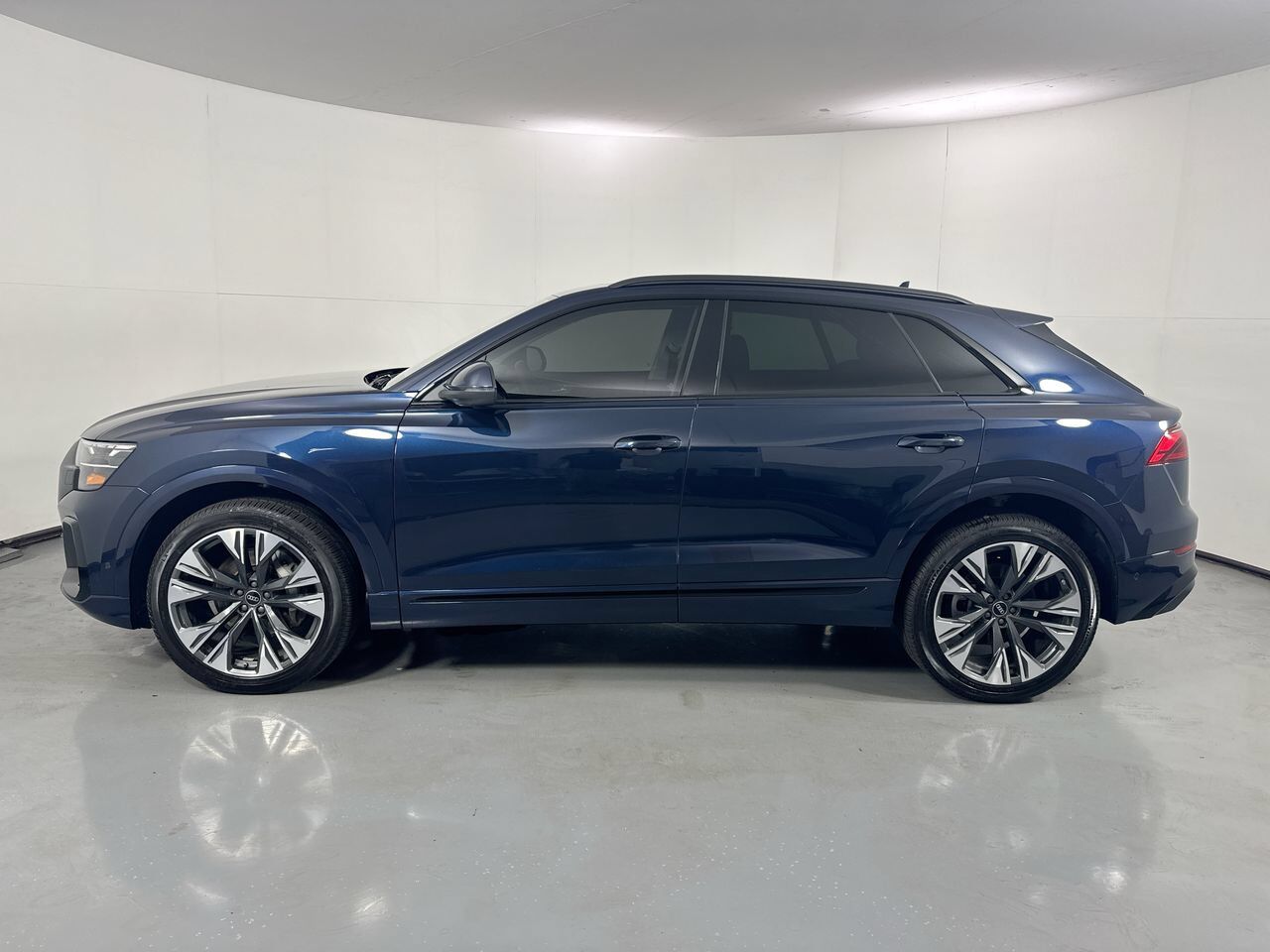 2025 Audi Q8