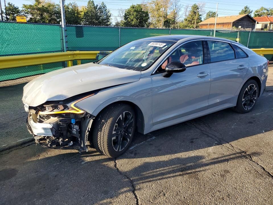 2022 KIA K5