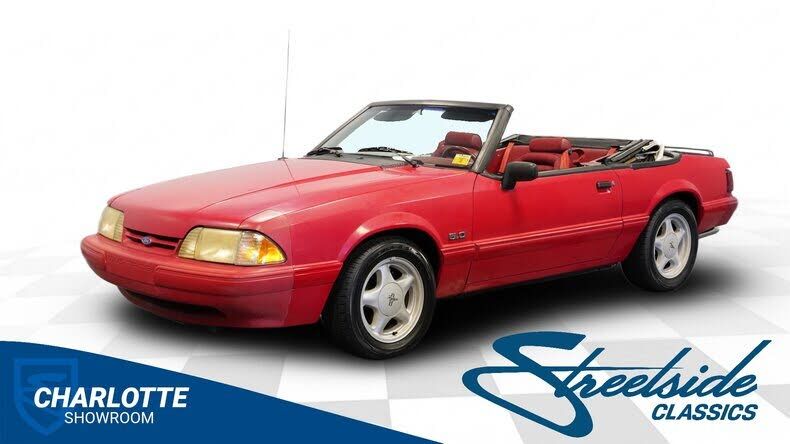 1992 FORD Mustang