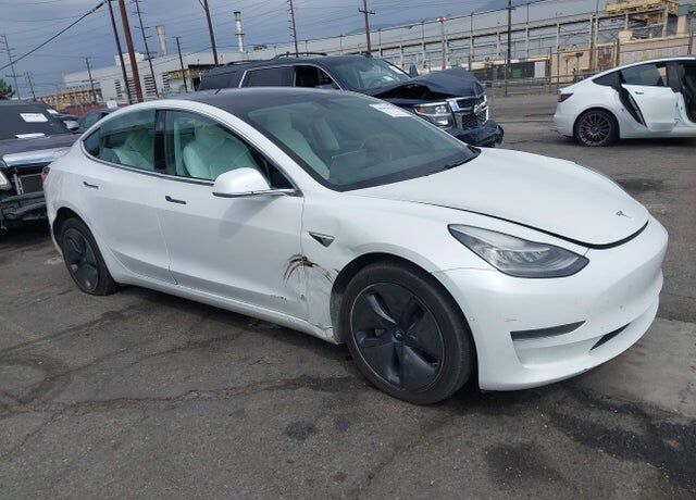 2020 TESLA Model 3