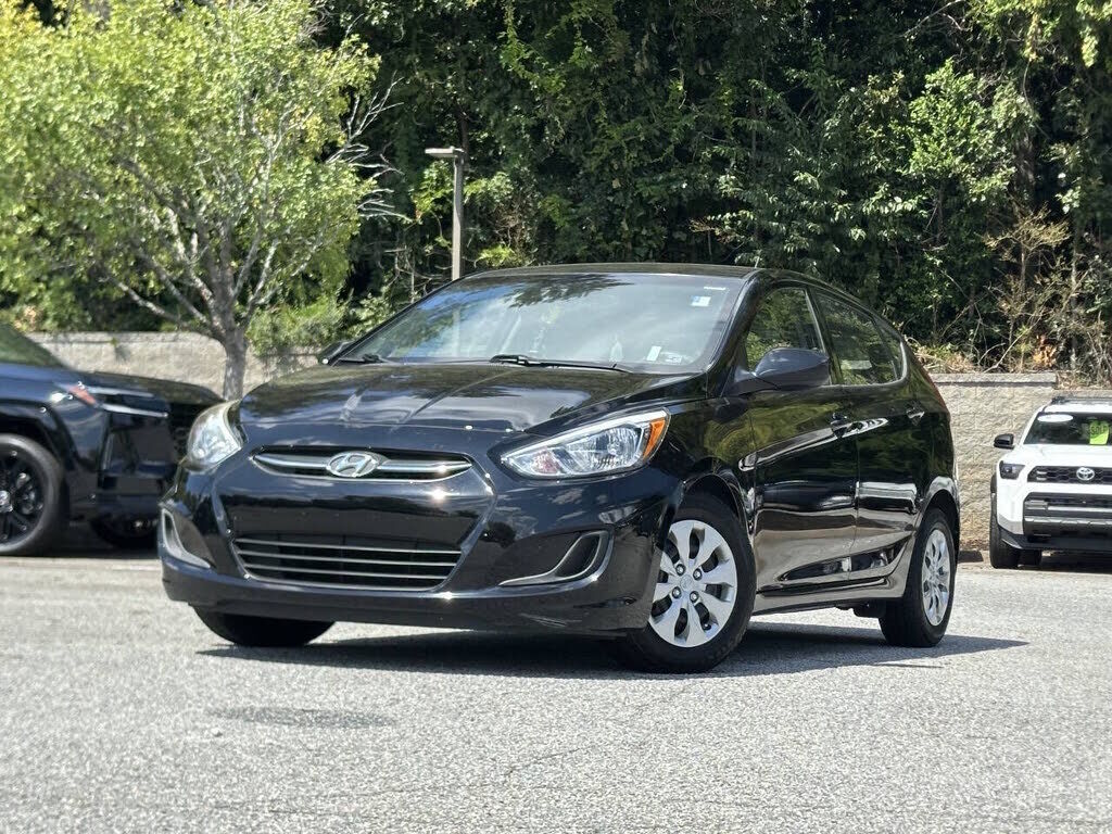2016 HYUNDAI Accent