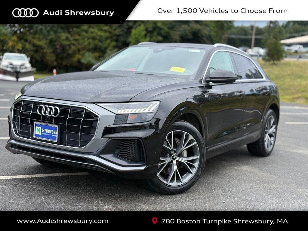 2023 AUDI Q8