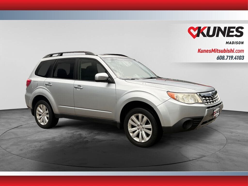 2012 SUBARU Forester