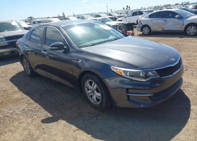 2017 KIA Optima