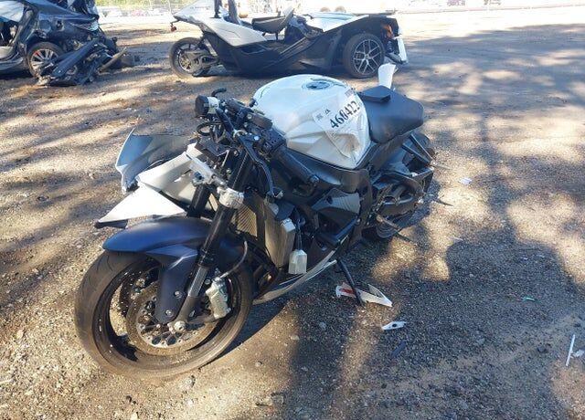 2023 SUZUKI GSX-R600