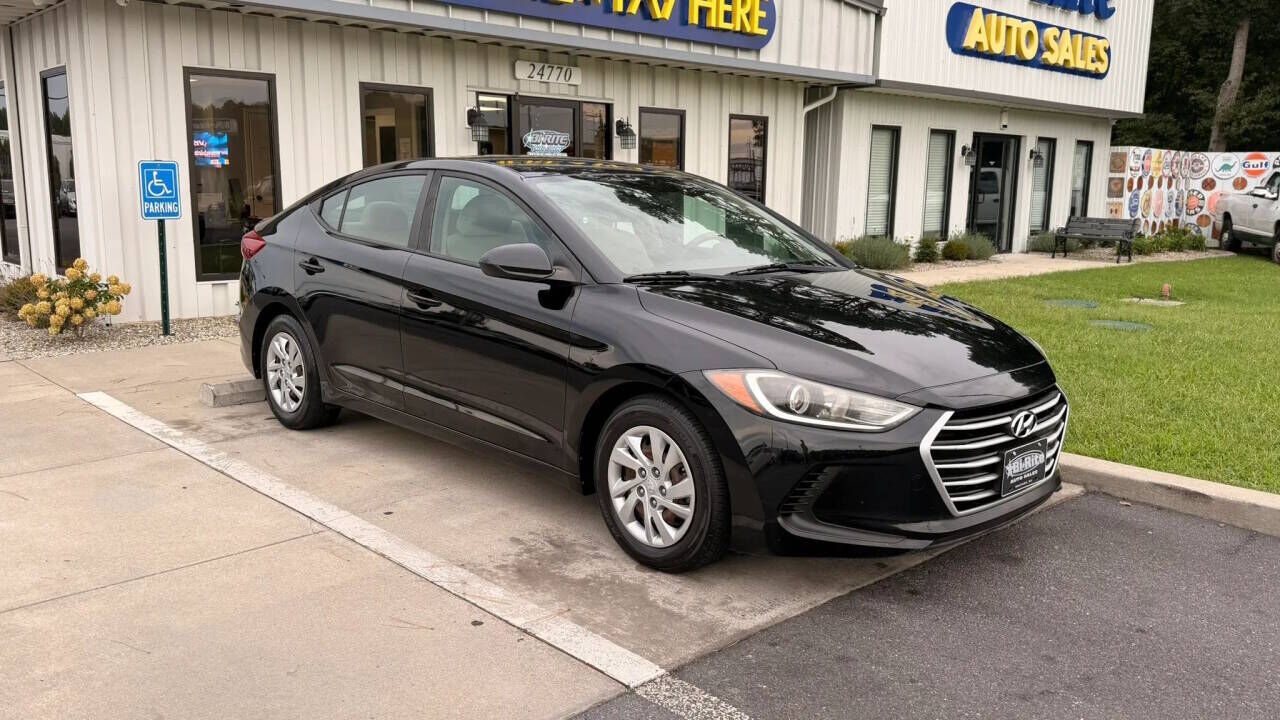 2018 HYUNDAI Elantra