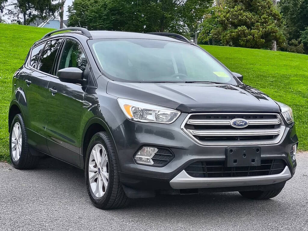 2018 FORD Escape