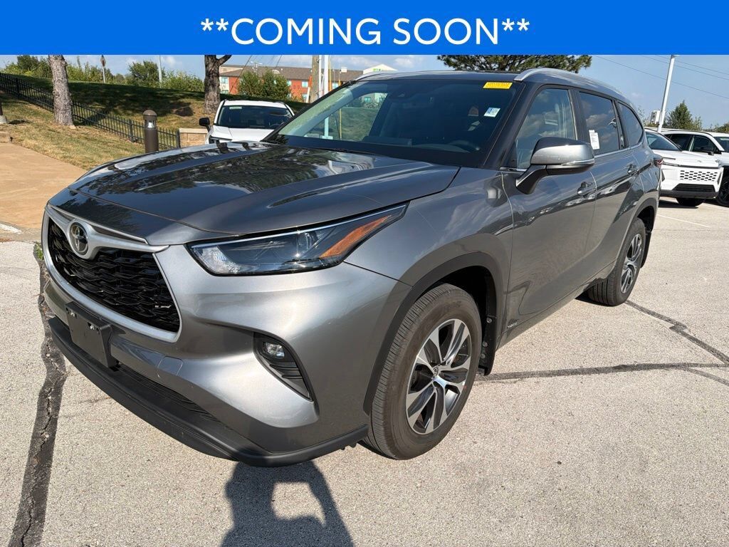 2026 TOYOTA Highlander