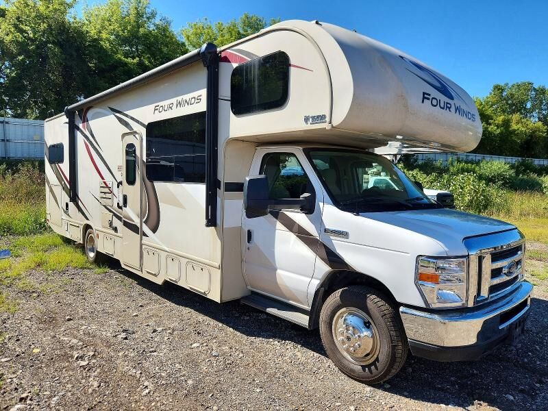 2018 FORD E-450