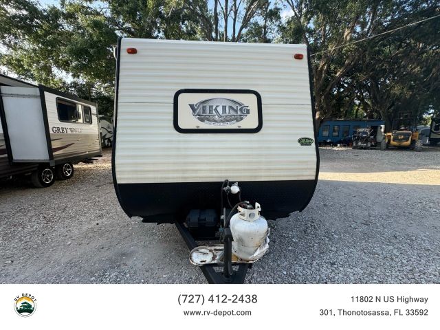 2017 FOREST RIVER Viking Towable