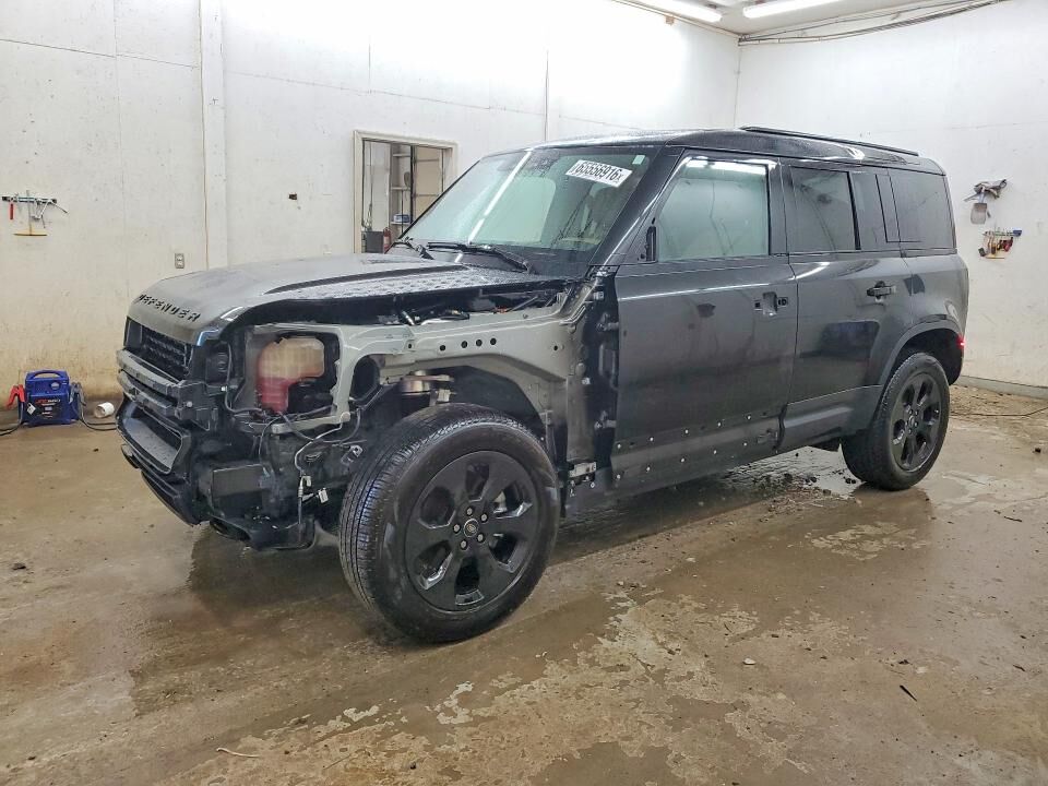 2025 LAND ROVER Defender