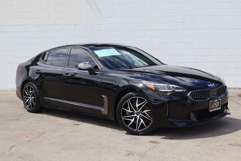2023 KIA Stinger