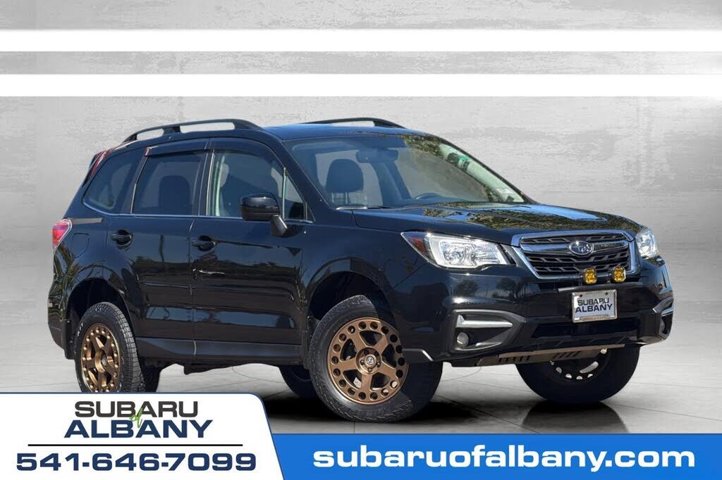 2018 SUBARU Forester