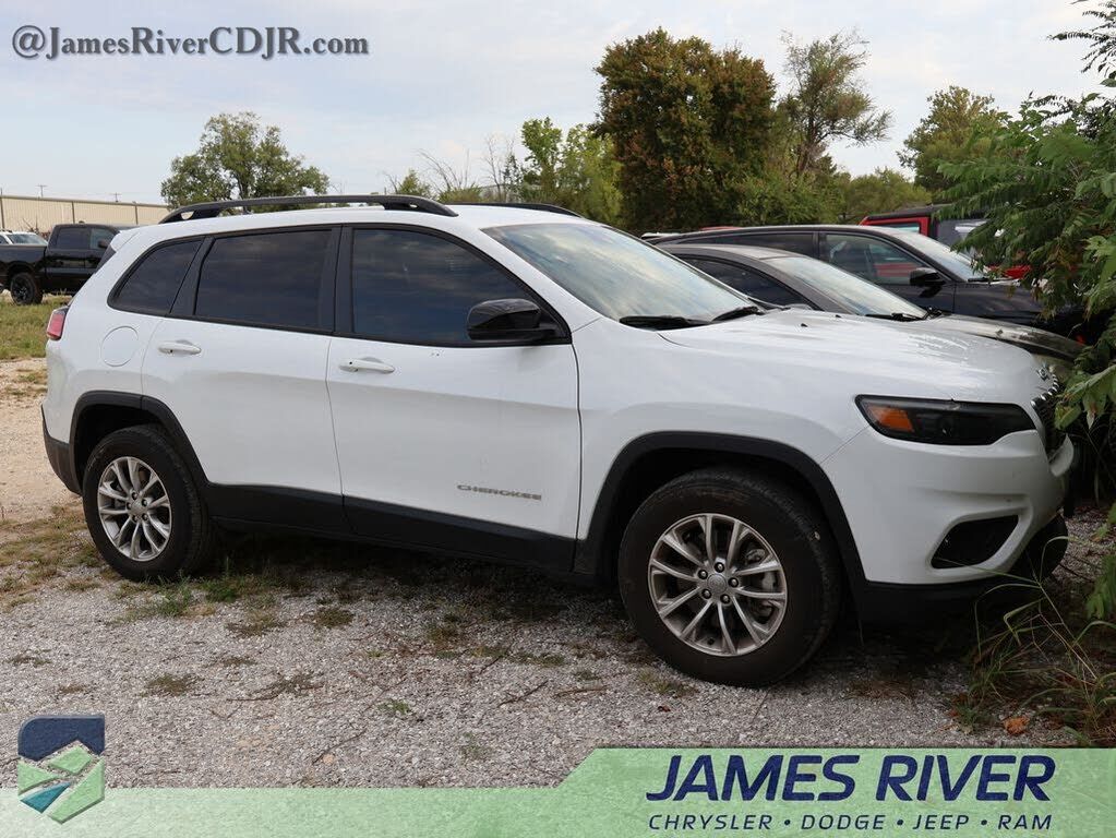 2022 JEEP Cherokee