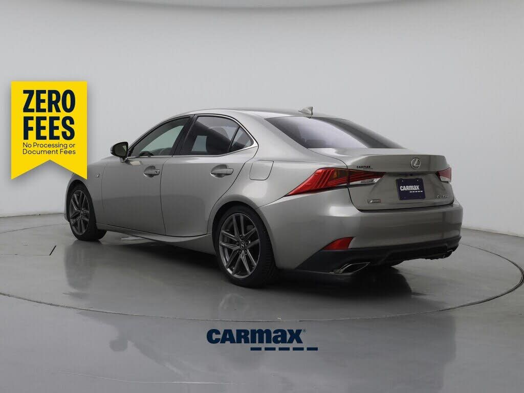 2020 Lexus IS