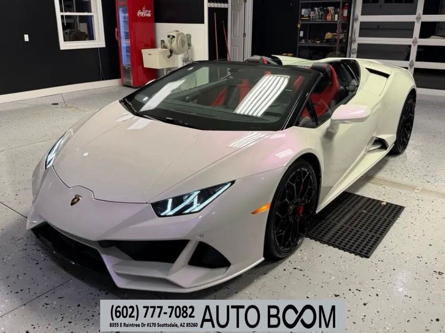 2024 LAMBORGHINI Huracan