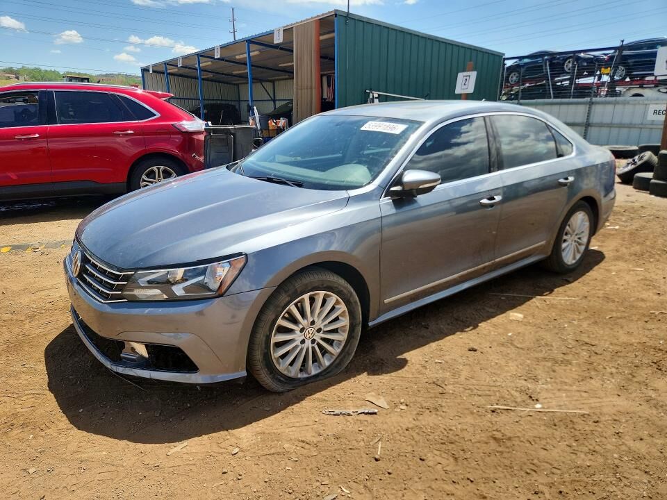 2016 VOLKSWAGEN Passat