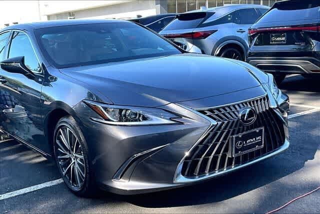 2023 LEXUS ES