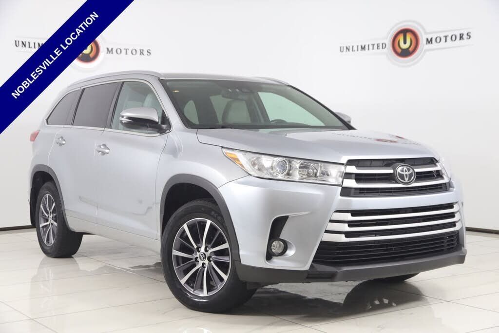 2017 TOYOTA Highlander