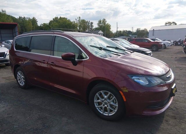 2021 CHRYSLER Voyager