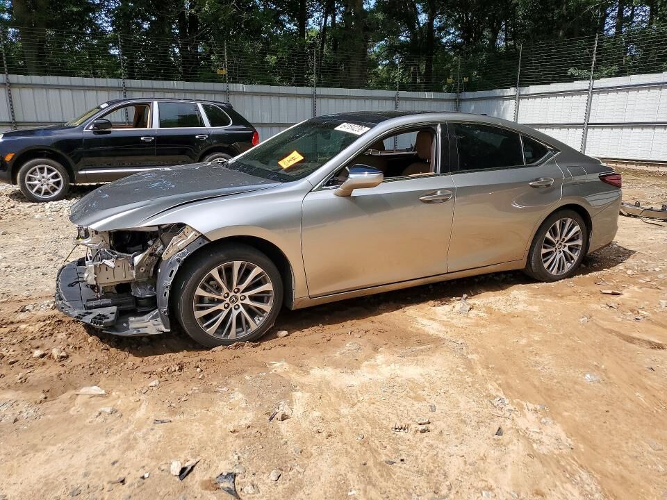 2019 LEXUS ES