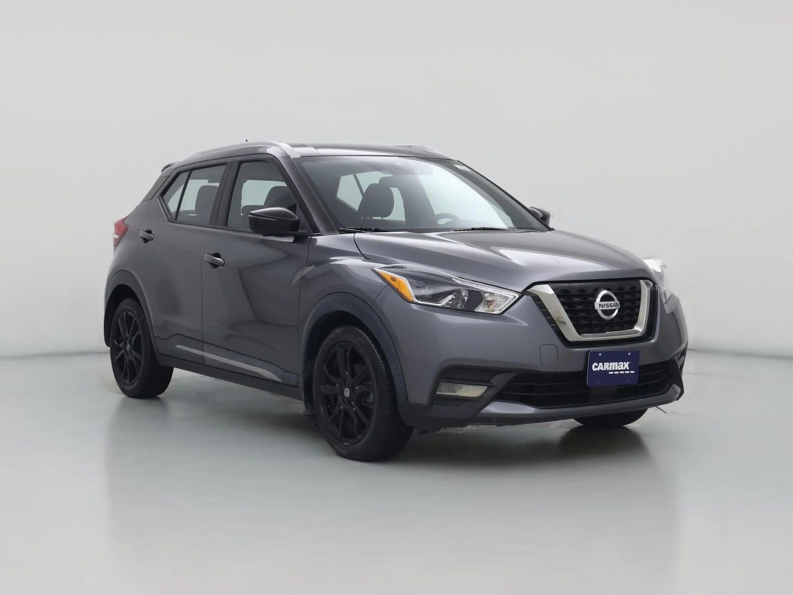 2020 NISSAN Kicks