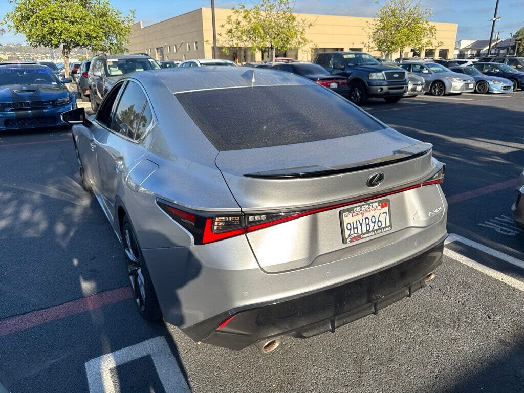 2023 Lexus IS