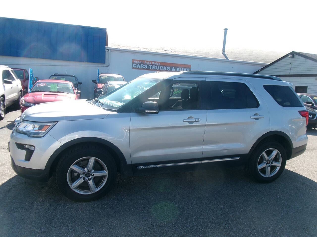 2018 FORD Explorer