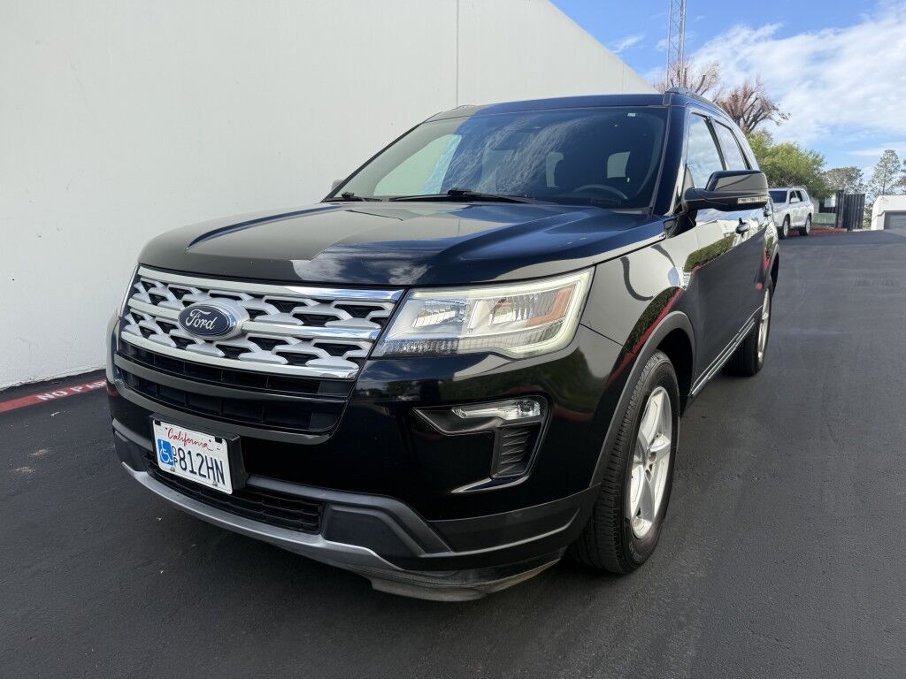 2018 FORD Explorer