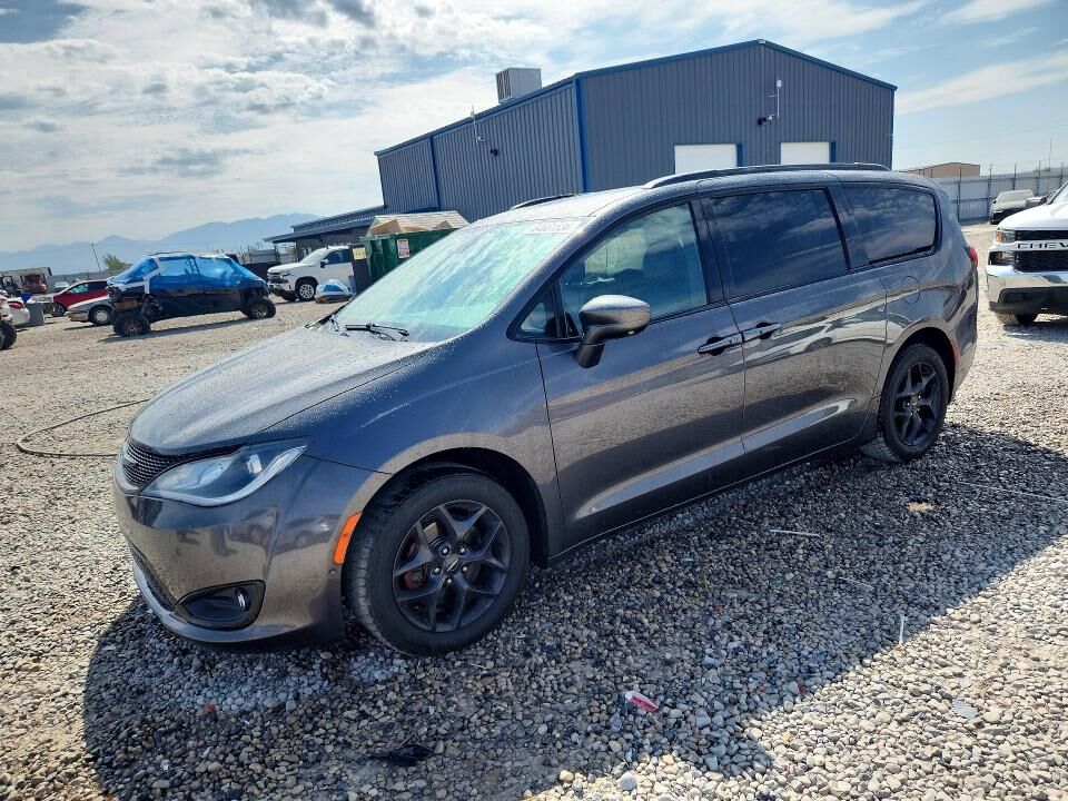 2019 CHRYSLER Pacifica