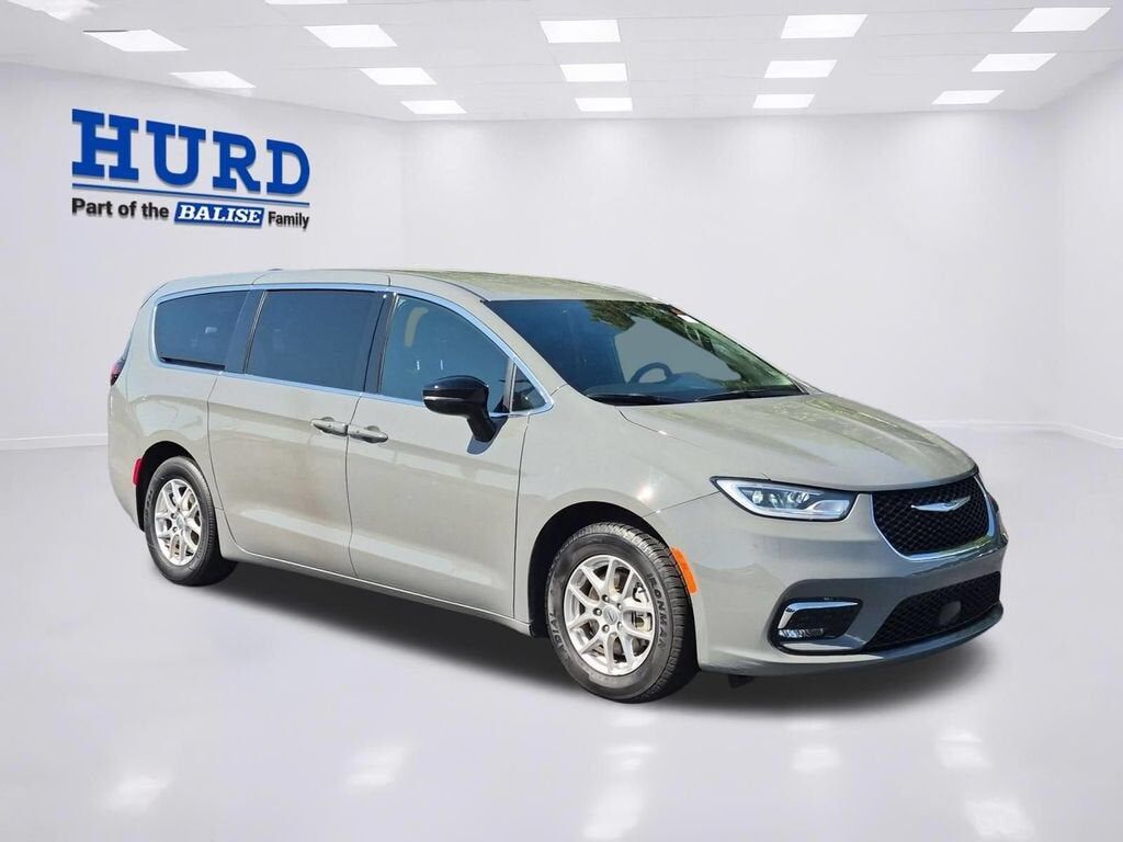 2025 CHRYSLER Pacifica