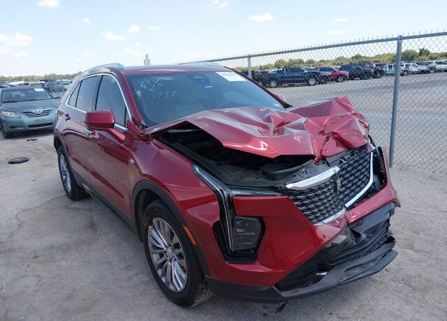 2024 CADILLAC XT4