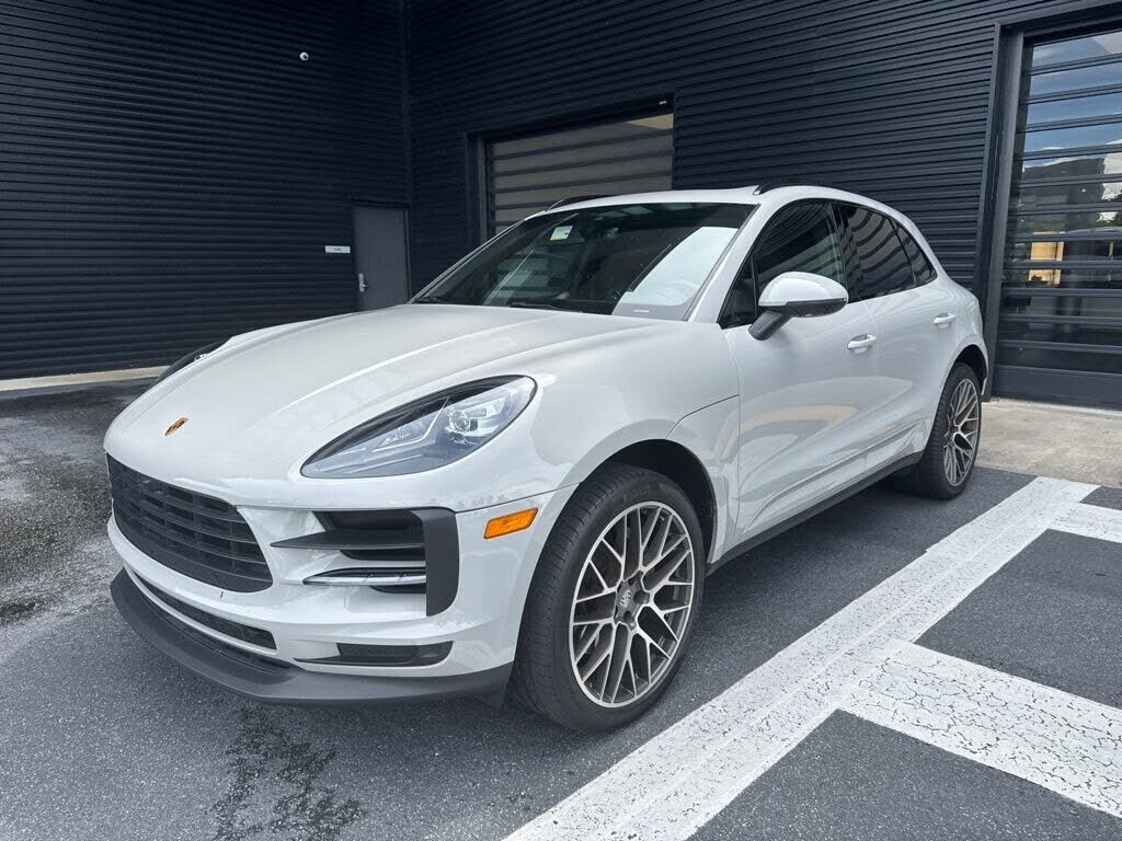 2021 PORSCHE Macan