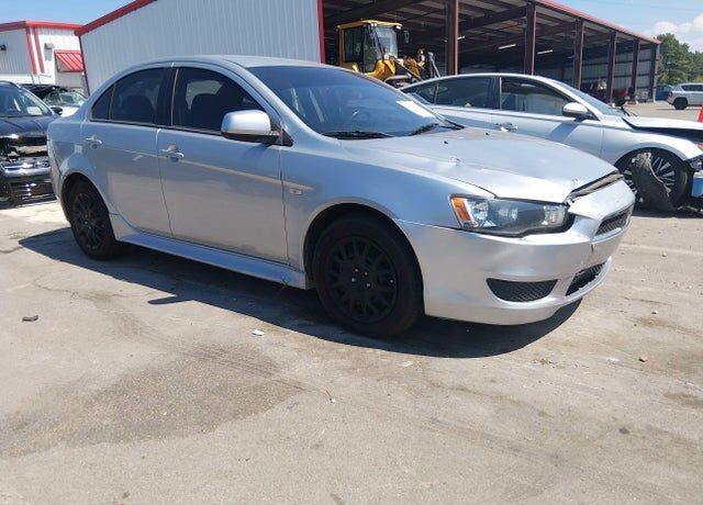 2013 MITSUBISHI Lancer
