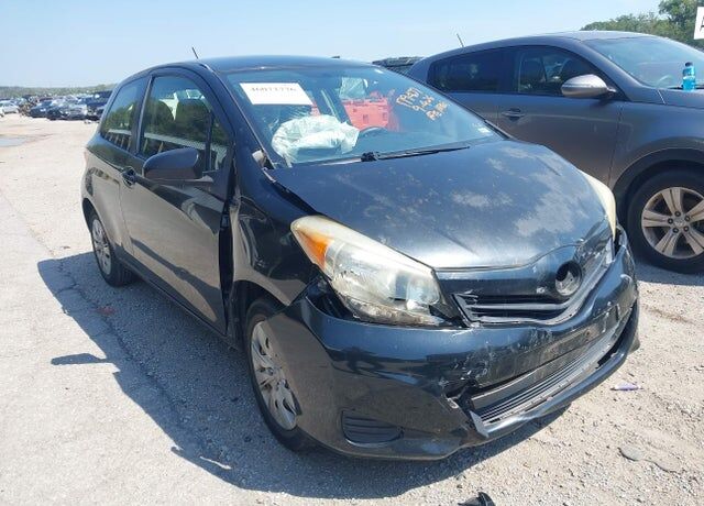 2012 TOYOTA Yaris