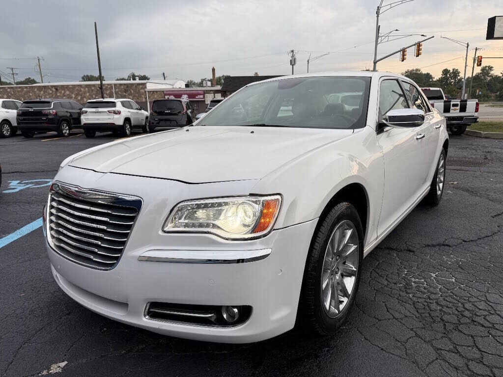 2011 CHRYSLER 300C