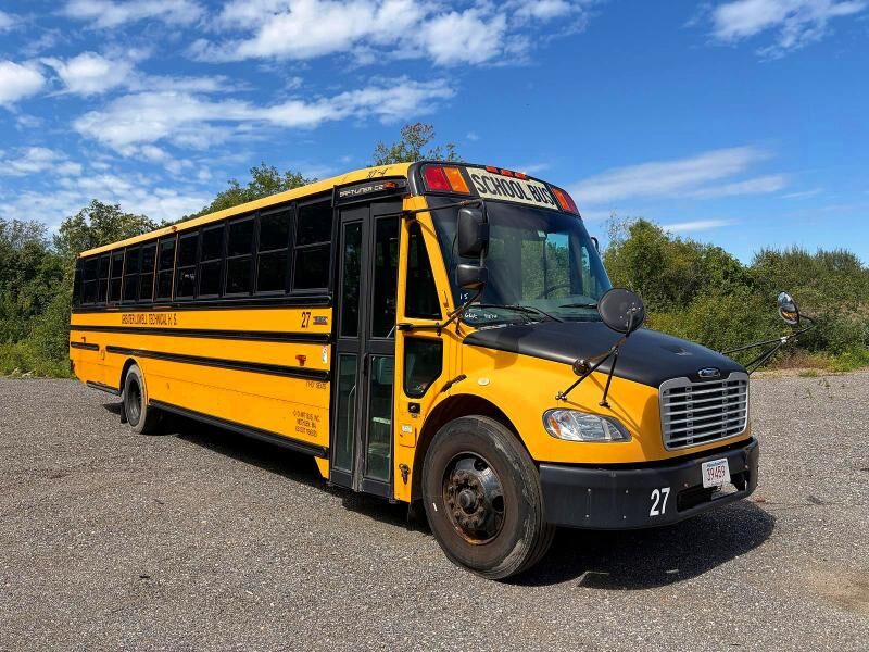 2015 FREIGHTLINER B2 Bus Chassis