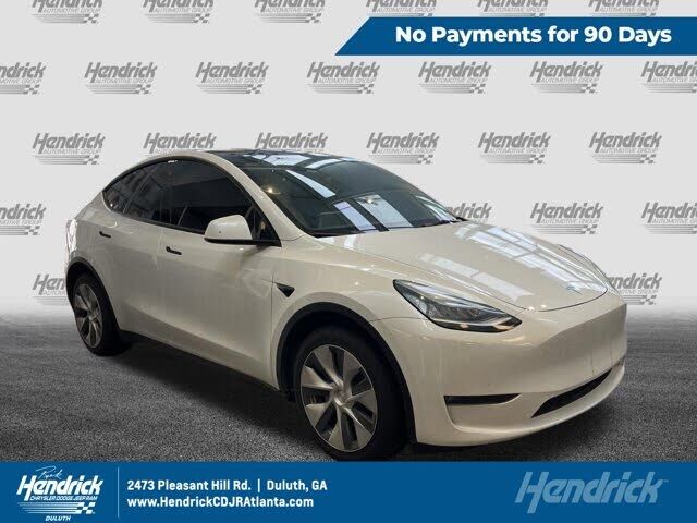 2023 TESLA Model Y