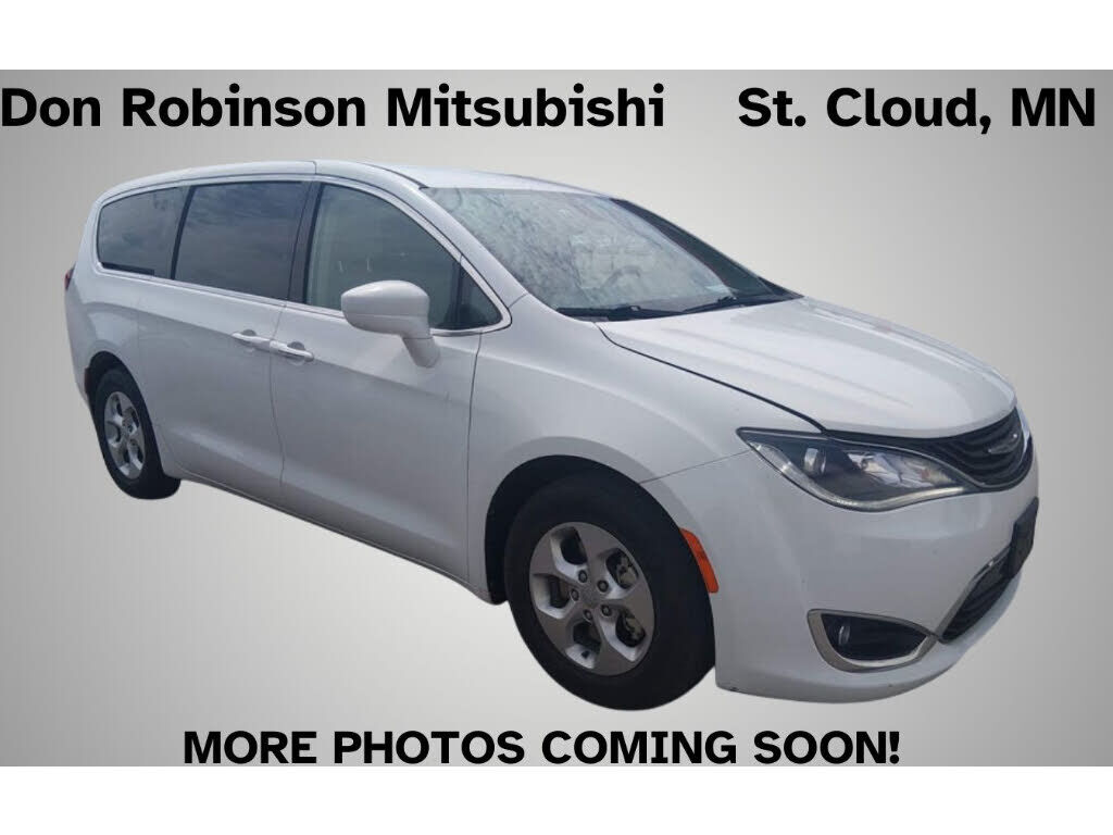 2017 CHRYSLER Pacifica