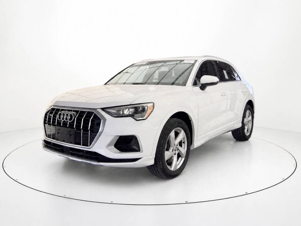 2019 AUDI Q3