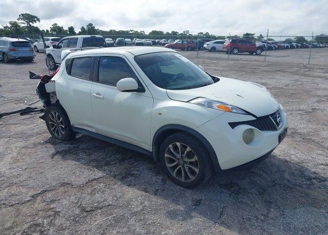 2011 NISSAN Juke