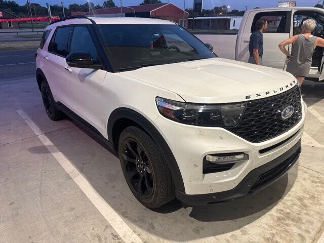 2024 FORD Explorer