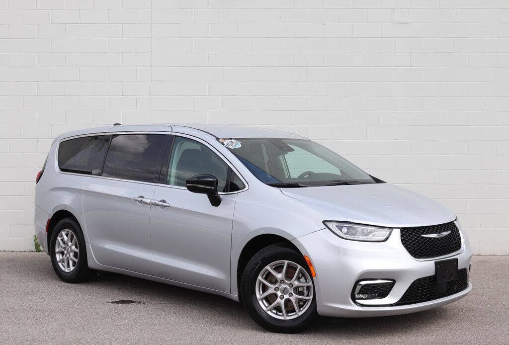 2024 CHRYSLER Pacifica