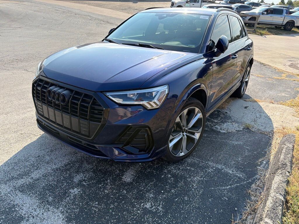 2022 AUDI Q3