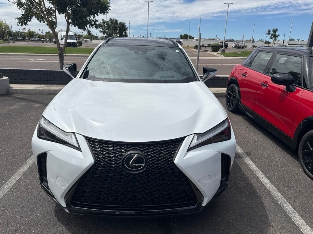 2024 Lexus UX