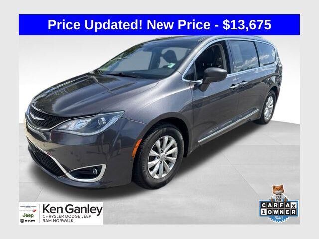 2018 CHRYSLER Pacifica