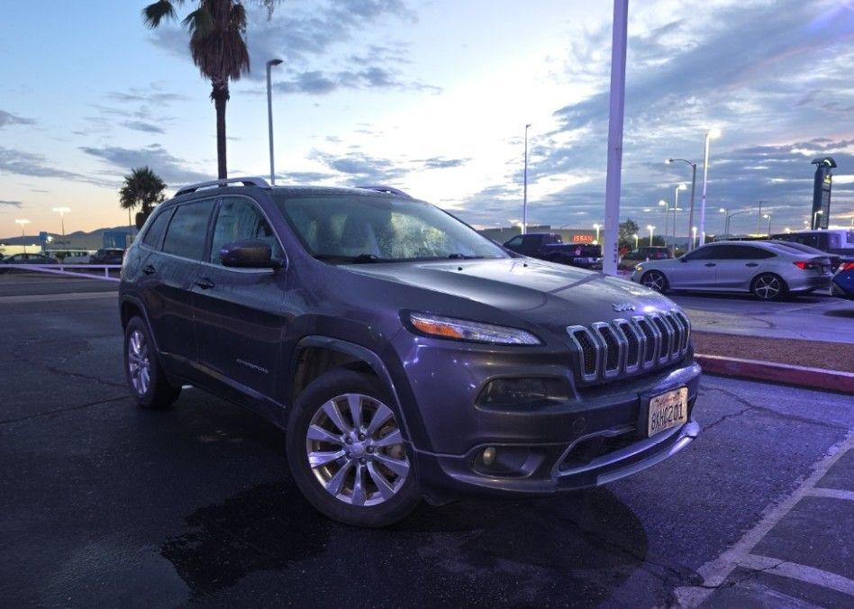 2018 JEEP Cherokee